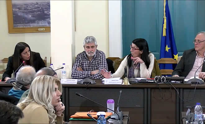 Έντονη αντιπαράθεση Δεδεδήμου - Δαράκη στη συνεδρίαση του Δημοτικού Συμβουλίου