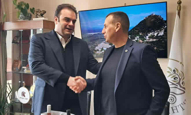 Συνάντηση του Δημάρχου Σπάρτης, Μιχάλη Βακαλόπουλου, με τον Υπουργό Εθνικής Οικονομίας, Κυριάκο Πιερρακάκη