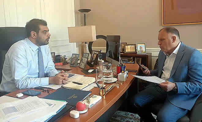 Στον Παύλο Μαρινάκη για τον Περιφερειακό Τύπο ο Νεοκλής Κρητικός