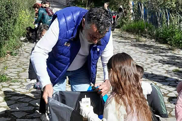 Δράση ανακύκλωσης στο 8ο Νηπιαγωγείο Σπάρτης - «Θέλω να παίζω σε χώρο καθαρό» το μήνυμα των μικρών μαθητών