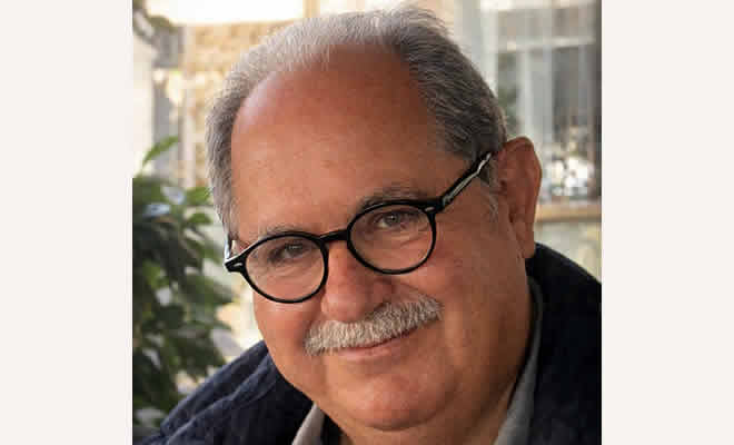 «Η νεκρανάσταση της νοσταλγίας» από τον Παναγιώτη Κουμουνδούρο