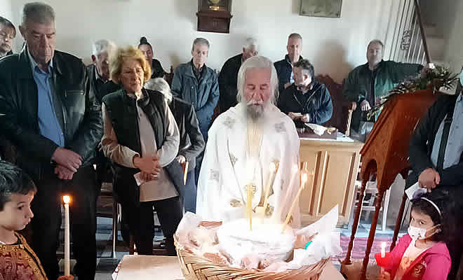 «Κυριακή των Μυροφόρων στον Άγιο Γεώργιο Μπαρσινίκου» από τον Γιάννη Μητράκο