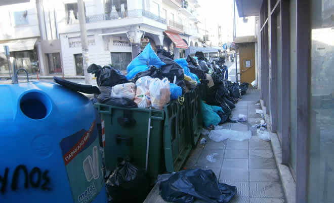 «Τα σκουπίδια και η Σπάρτη», από τον Βαγγέλη Μητράκο