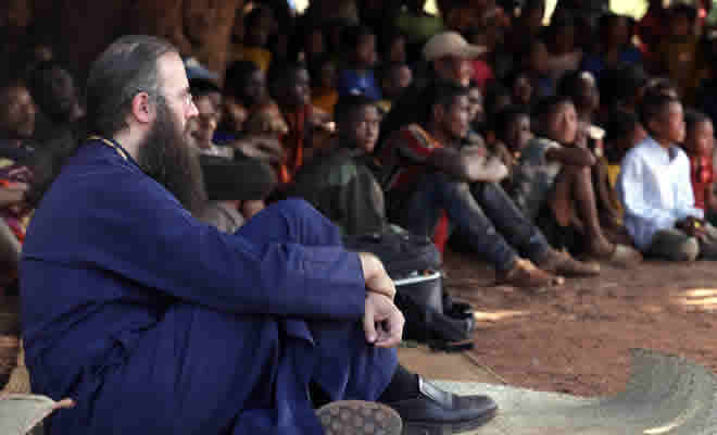 «Ποιος παρηγορεί ποιον;» από τον Επίσκοπο Νοτίου Μαδαγασκάρης κ. Πρόδρομο