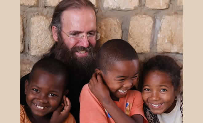 «Περί Αγάπης» από τον Επίσκοπο Τολιάρας και Νοτίου Μαδαγασκάρης κ. Πρόδρομο