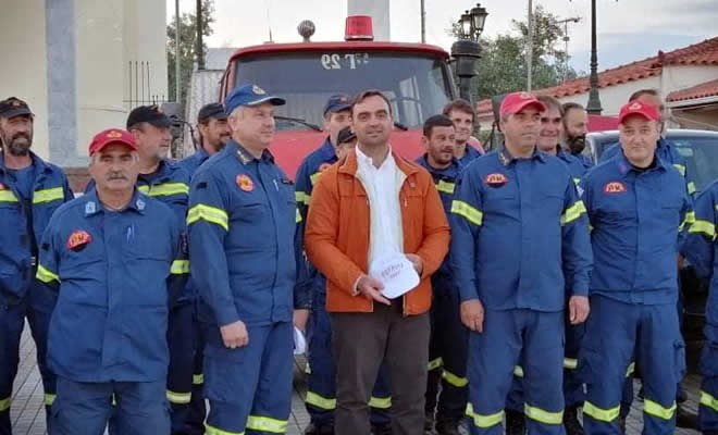 Ο Αντιπεριφερειάρχης Λακωνίας στον Εθελοντικό Πυροσβεστικό Σταθμό Πετρίνας